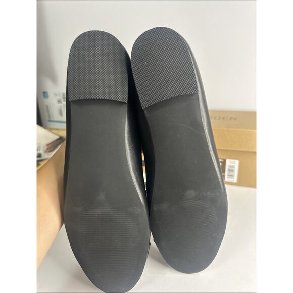 Steve Madden Glossie Black Ladies' Flats Size 9 - Picture 4 of 7